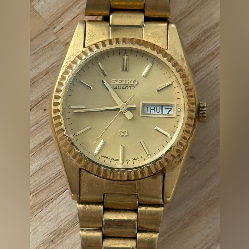 Seiko SQ Presidential Vintage Ladies Watch Gold Plated Case Bracelet Gold Dial